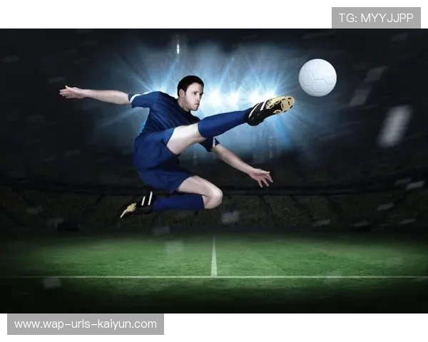 足球热身意外成网红鬼畜素材：运动员的瞬间，网友的创意狂欢