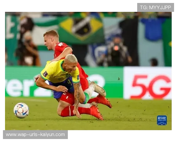 维尼修斯细腻停球后强势加速：足球场上的速度与技巧之王